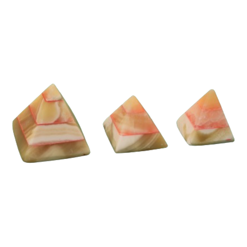 طقم هرم احمر