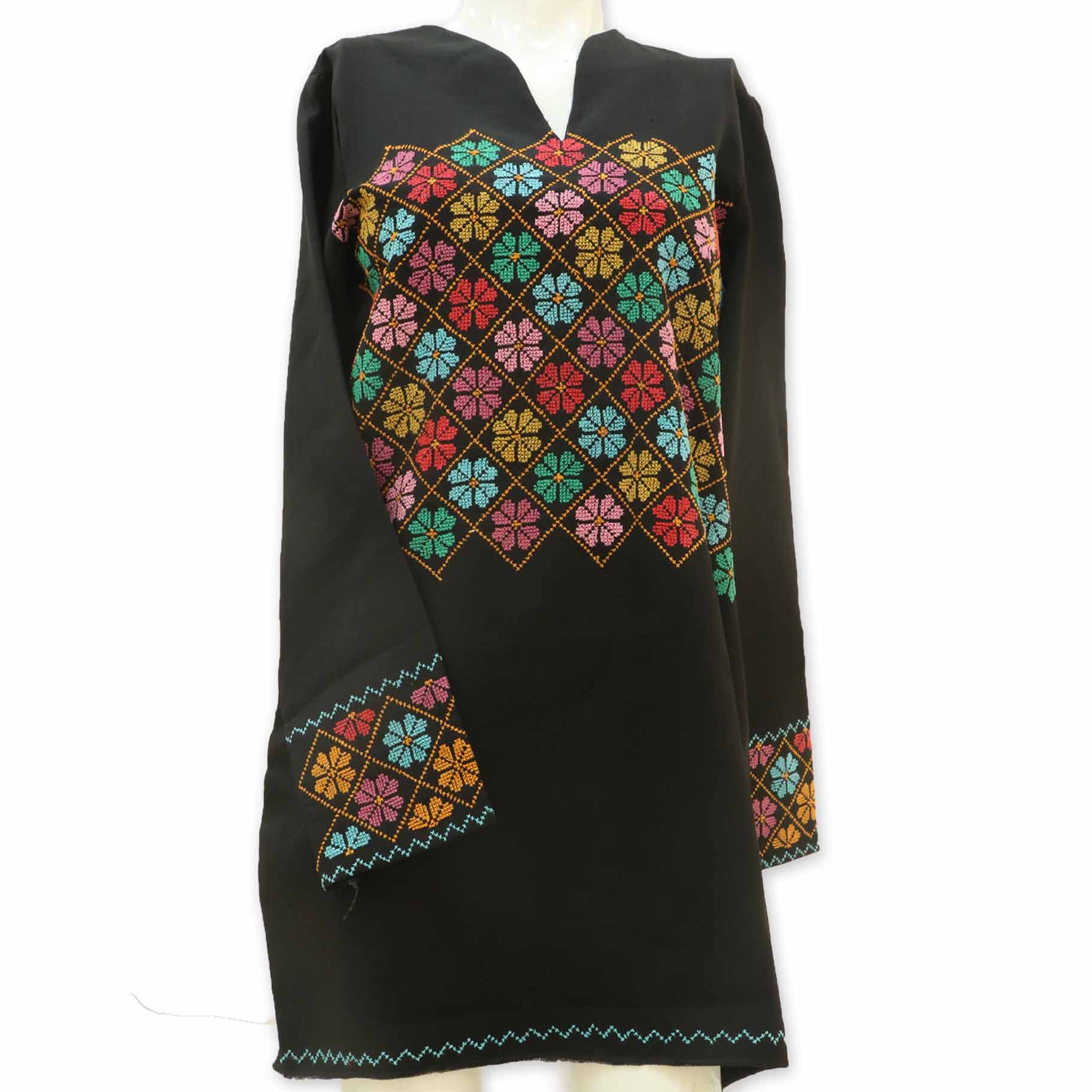 بلوزه بتطريز سيناوي هاند ميد