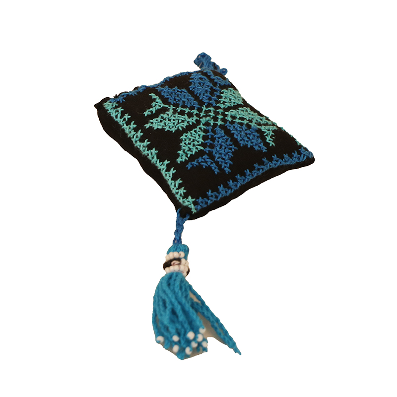 ميدالية كبيرة تطريز سيناوي