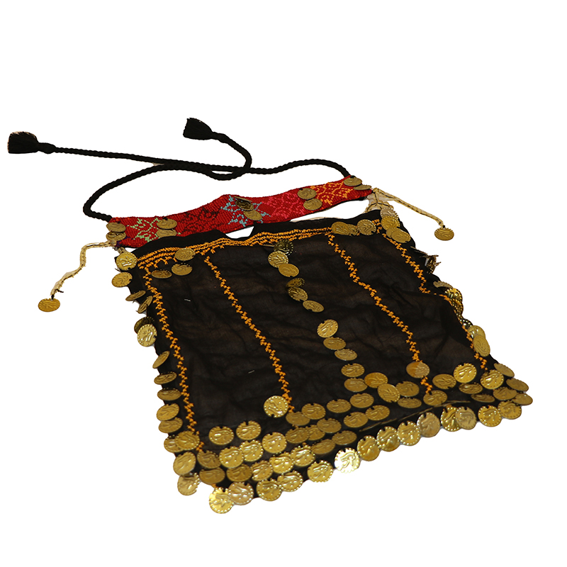 برقع وجه تقليدي بتطريز سيناوي يدوي