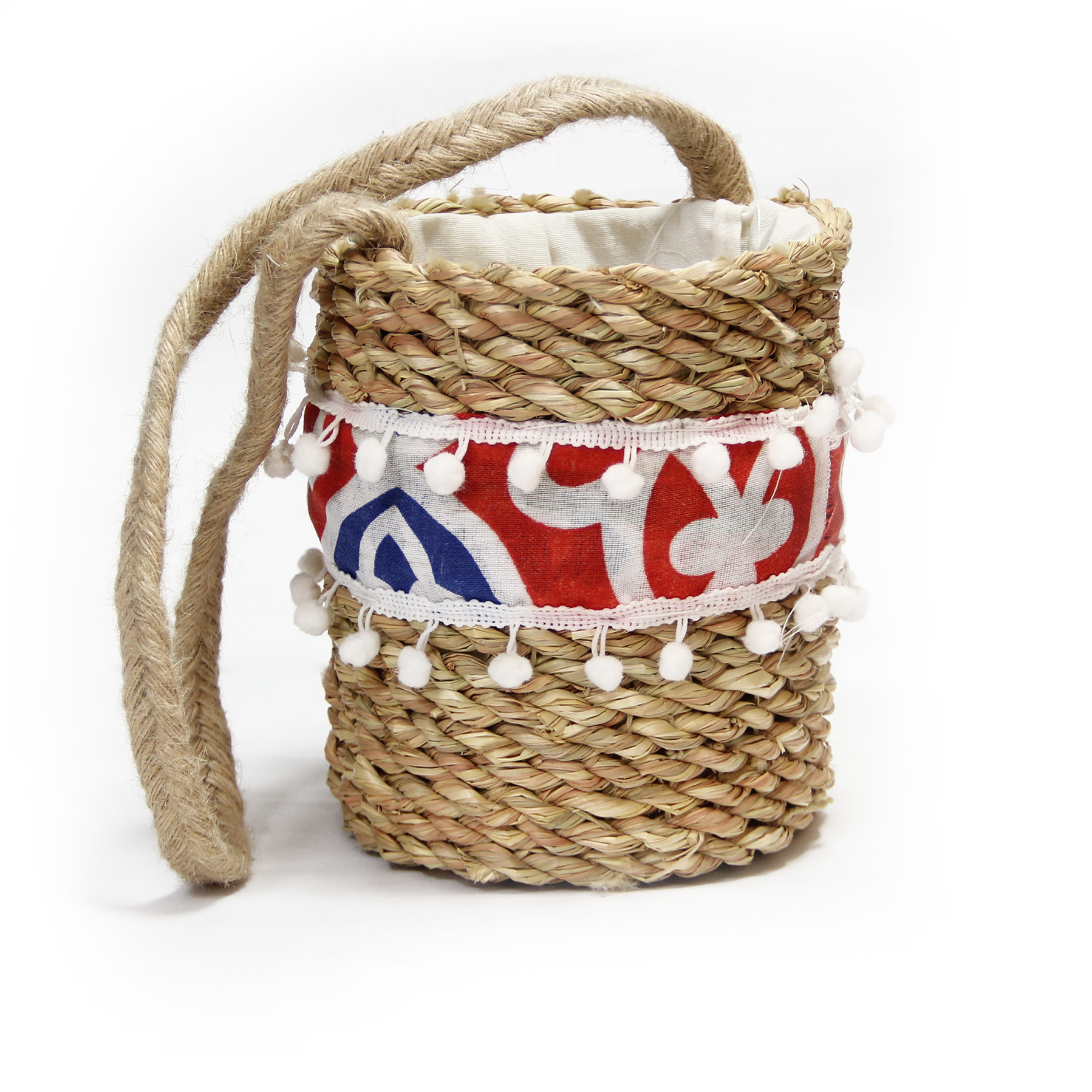 (HD)شنطة من الحلفا تطريز خيامية 1