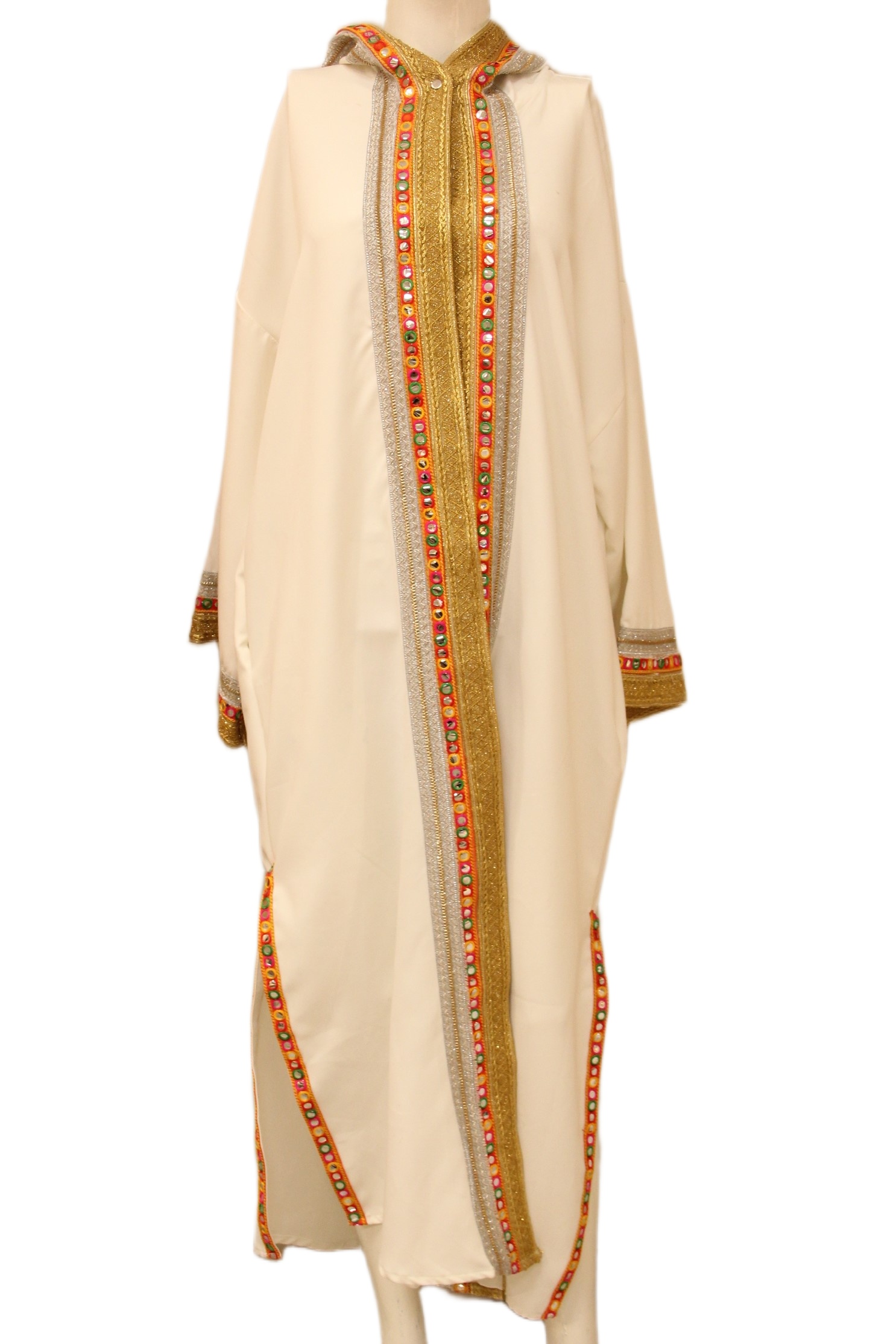 كاردجان اوف وايت كابشو تطريز 12